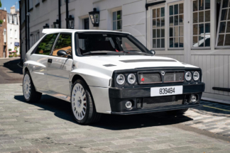 A subasta este espectacular Lancia Delta Futurista by Automobili Amos