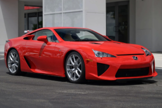 A subasta este Lexus LFA de 2012 con 116 kilómetros