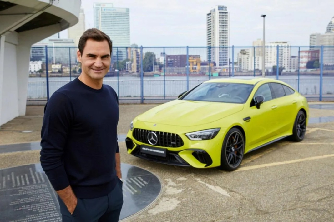 Mercedes-AMG Roger Federer
