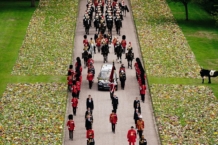 El coche fúnebre de la reina Isabel II es un Jaguar que ella diseñó coche funebre reina isabel ii jaguar