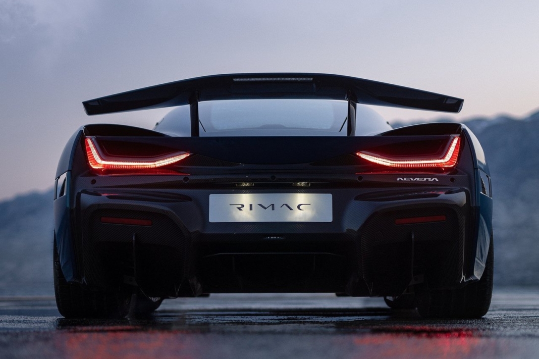 de 0 a 350 km/h con un Rimac Nevera