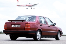 Lancia Thema 8.32