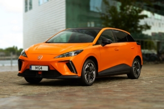 MG Motor presenta en España los nuevos MG4 Electric y HS MG4