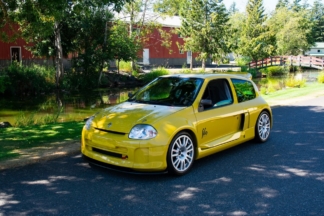 Vendido uno de los 159 Renault Clio V6 Trophy fabricados vendido Renault Clio V6 Trophy