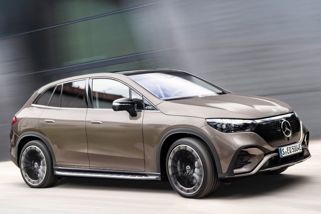 Mercedes EQE SUV