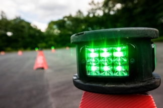 Conos conectados, la nueva propuesta de la DGT para señalizar las obras Conos conectados