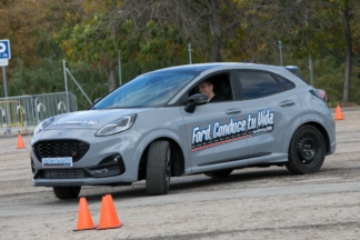 Los cursos prácticos 'Ford, Conduce tu vida' reúnen a 250 jóvenes en su octava edición cursos prácticos Ford