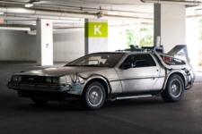 subasta réplica DeLorean DMC-12