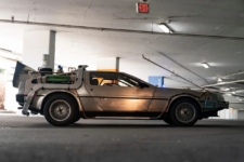 subasta réplica DeLorean DMC-12