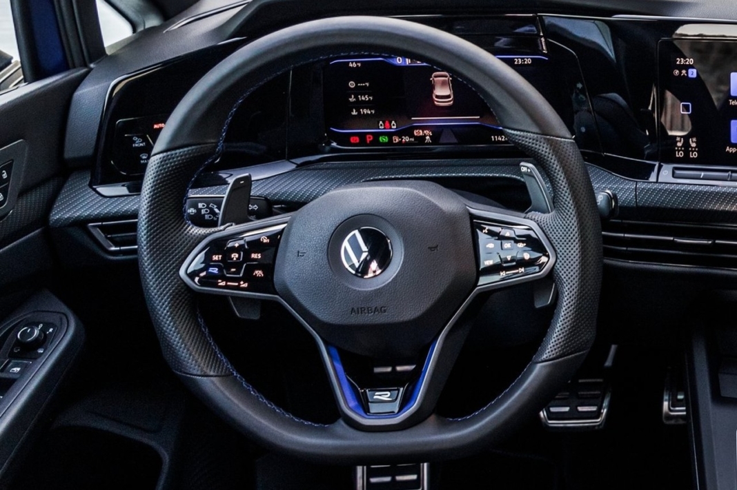 Volkswagen volantes botones físicos