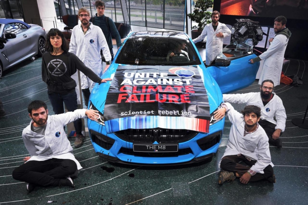 6 españoles detenidos protestas bmw