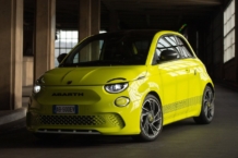 Abarth 500e: aquí está el primer Escorpión eléctrico de la historia Abarth 500e