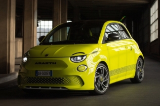 Abarth 500e: aquí está el primer Escorpión eléctrico de la historia Abarth 500e