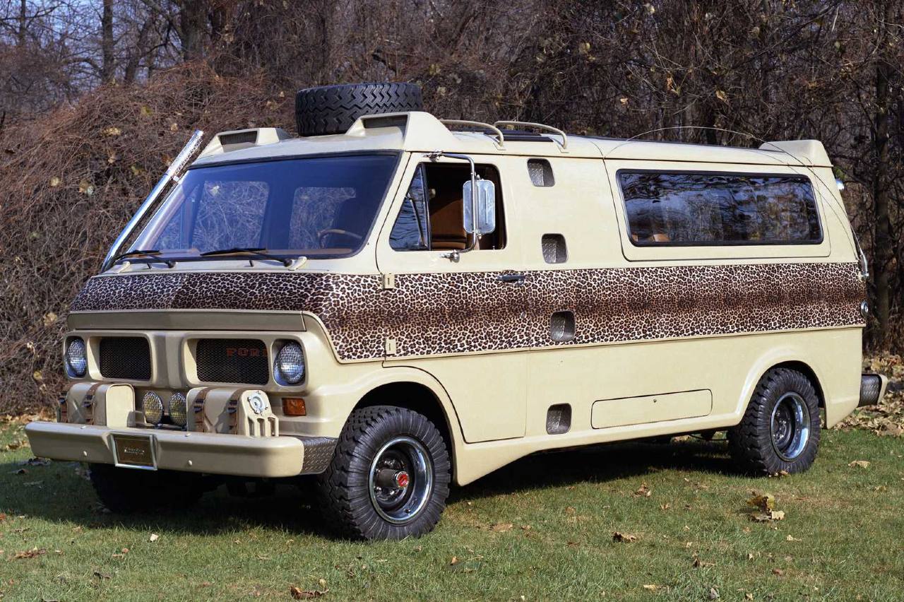 Ford Econoline Kilimanjaro