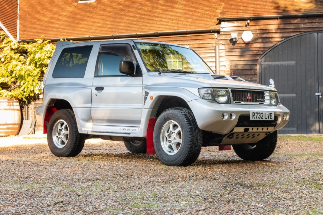 Mitsubishi Pajero Evolution
