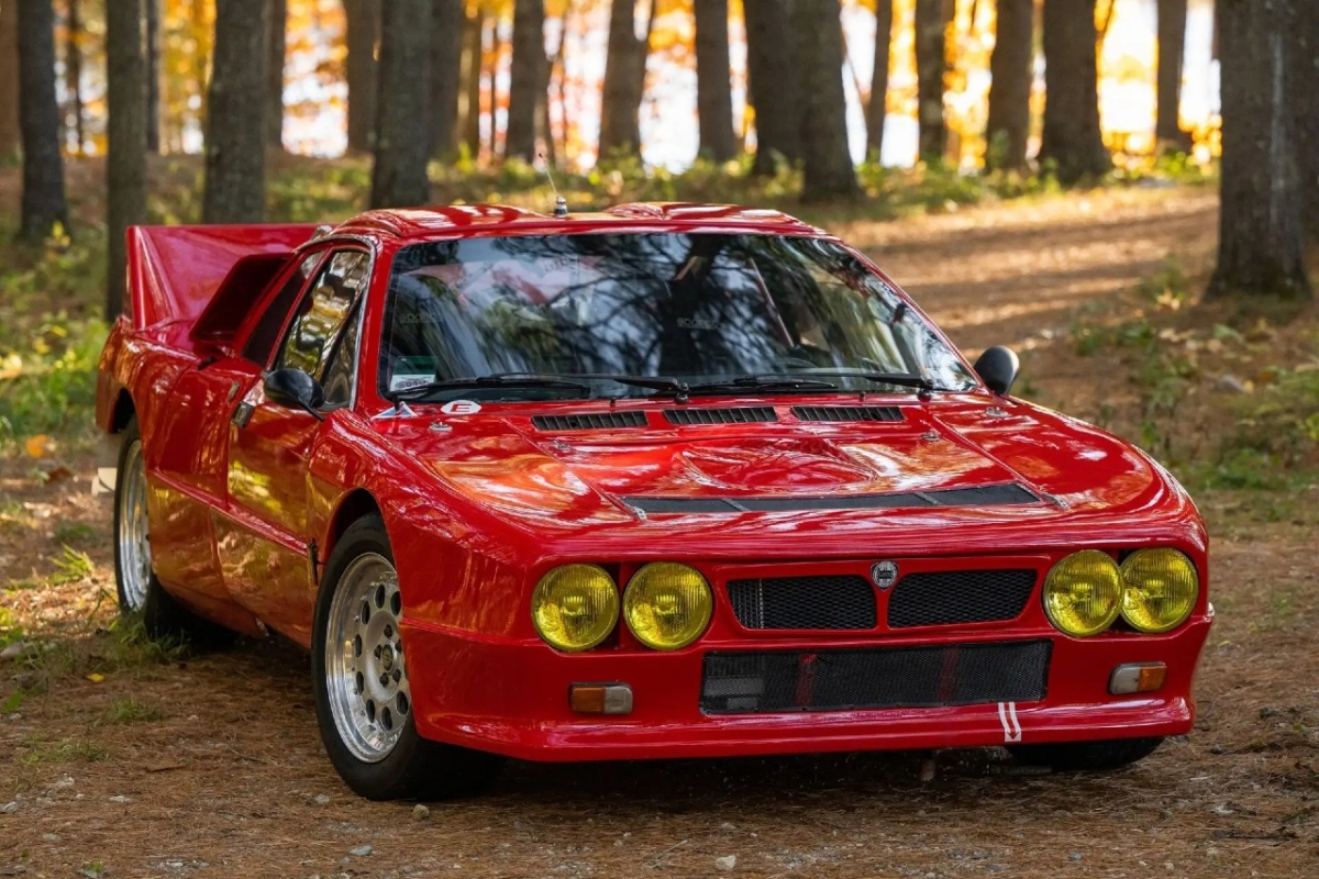 A subasta un Lancia 037 Rally Stradale ‘Evolution II’ de 1982 con 38. ...