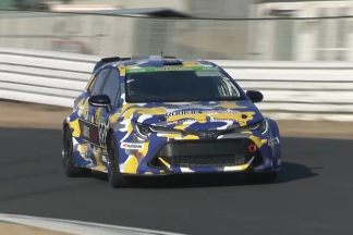 "Drift King" prueba el Toyota GR Corolla de hidrógeno en circuito Toyota GR Corolla hidrógeno