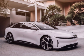 Lucid acosa a llamadas a sus clientes para que no cancelen los pedidos Lucid acosa a llamadas clientes