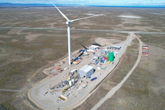 Porsche inaugura su planta de combustibles sintéticos de Chile y llena el depósito de un 911 Porsche planta de combustibles sintéticos Chile