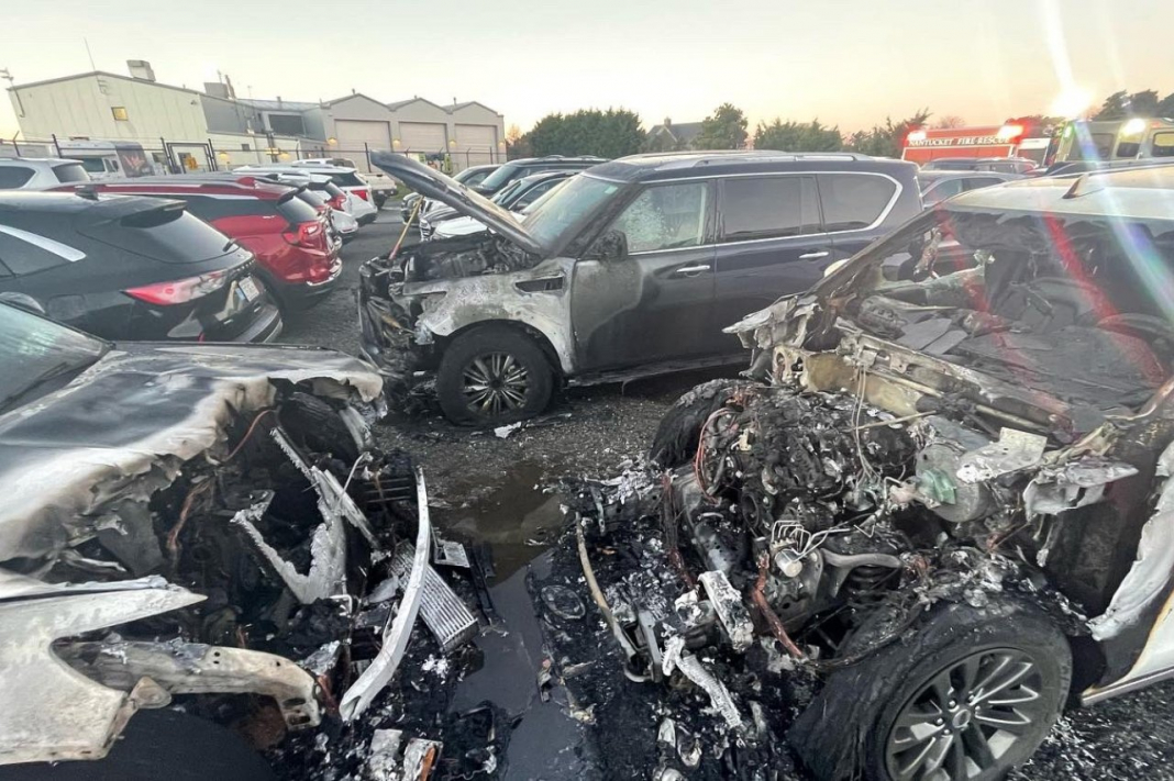 coches alquilados servicio secreto joe biden destrozados incendio