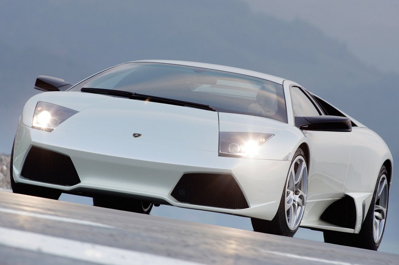 coches clásicos y modernos cuyo valor se revalorizará