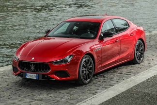 8 coches de lujo italianos baratos... o baratísimos (de segunda mano) coches de lujo italiano baratos