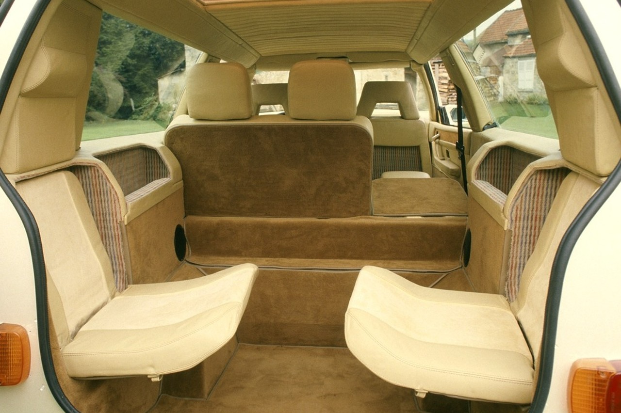 Sbarro-Citroen-C-15-2.jpg