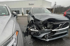 accidente concesionario volvo