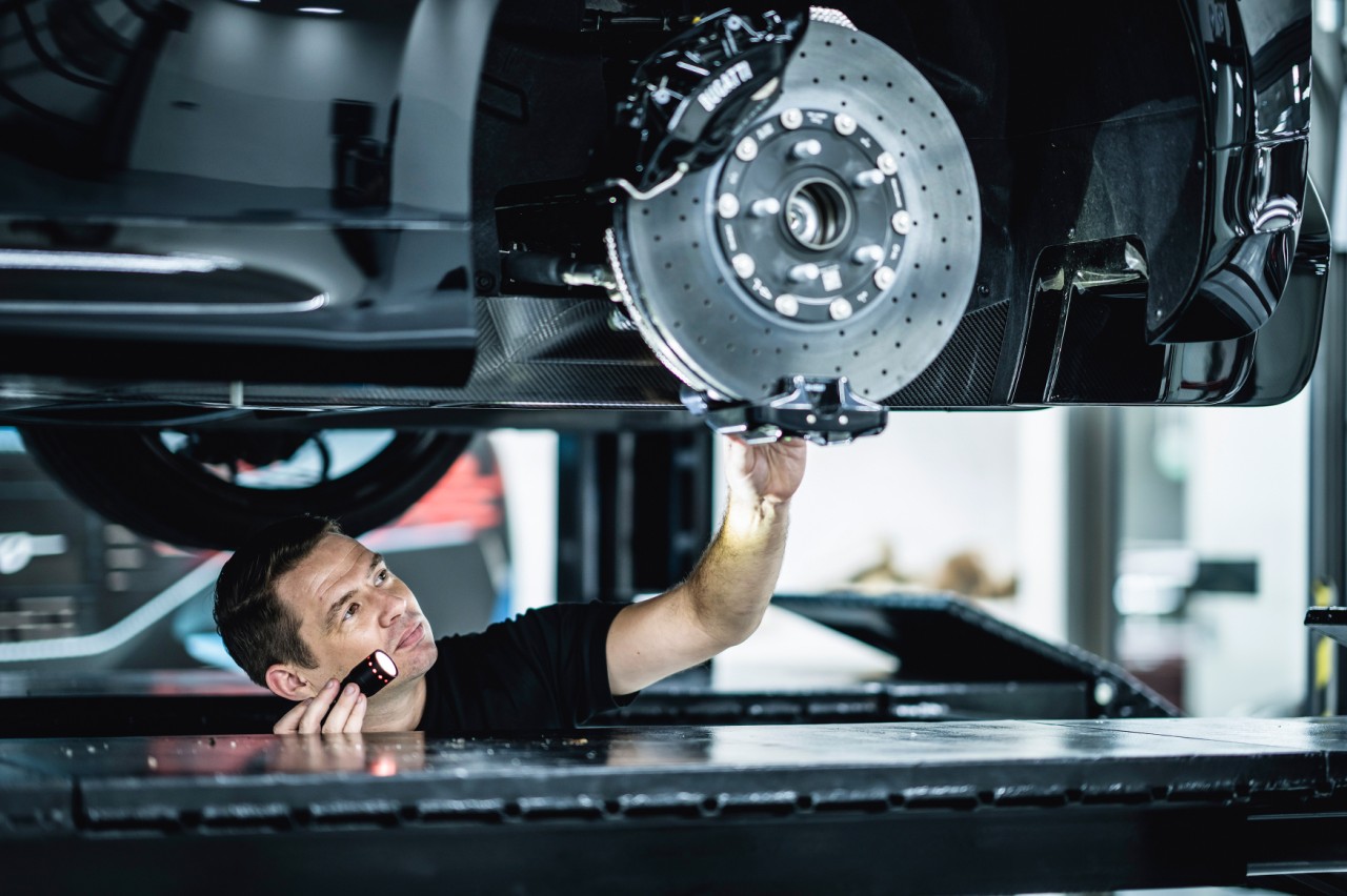 precios mantenimiento bugatti chiron