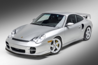 A subasta un impoluto Porsche 911 GT2 de 2003 con tan solo 6.437 kilómetros subasta Porsche 911 GT2