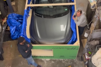 Vídeo: ¿puedes arreglar tu coche eléctrico inundado cubriéndolo de arroz? arreglar coche electrico arroz