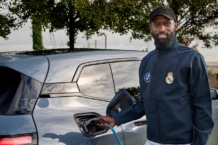 El Real Madrid ha instalado puntos de carga en el aparcamiento de Valdebebas para los BMW eléctricos real madrid cargadores bmw electricos valdebebas