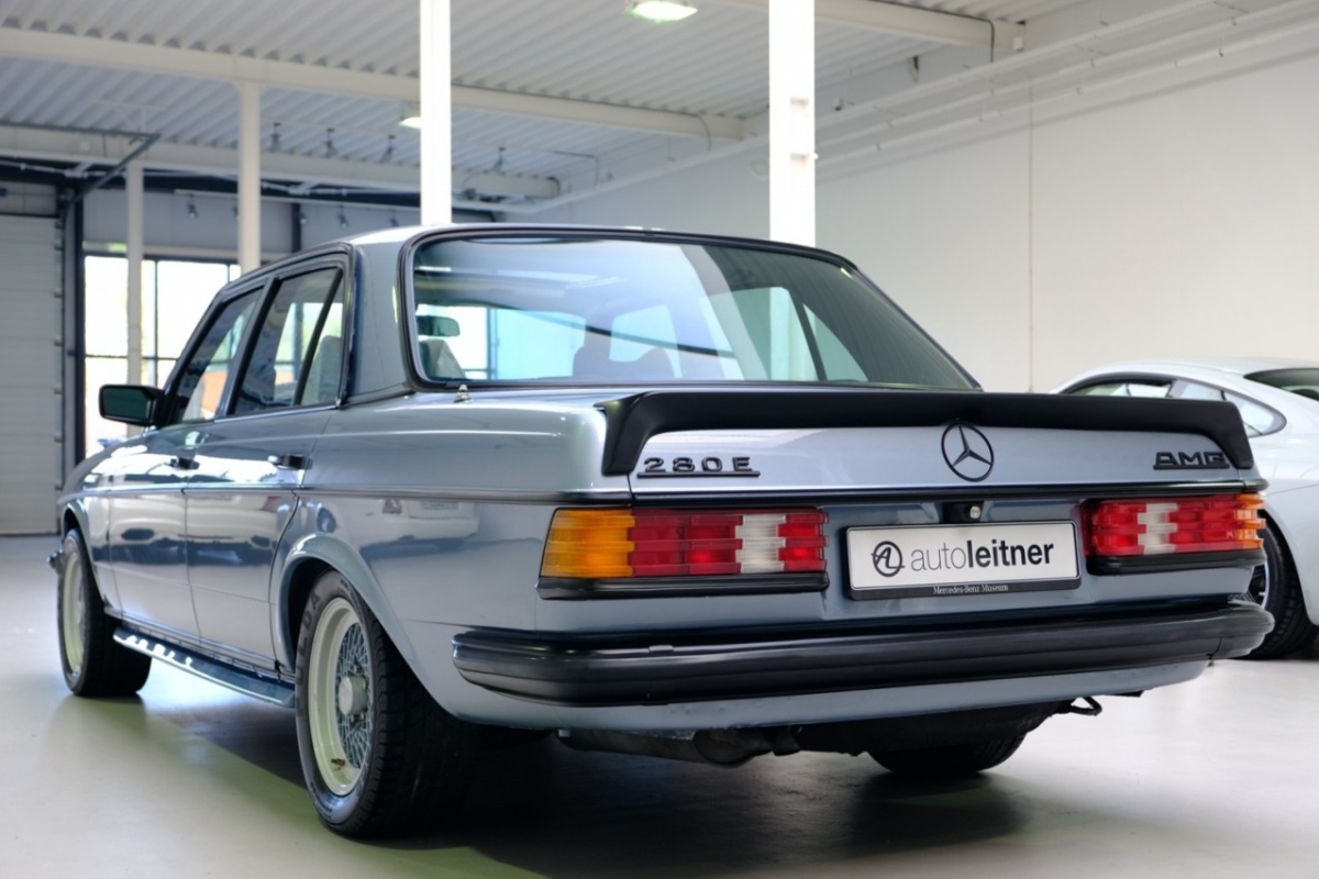 Este Mercedes 280E AMG W123, uno de los primeros AMG, está en venta