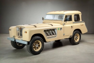 Bell Aurens Longnose, el Land Rover clásico al que querían instalar un motor de avión Bell Aurens Longnose