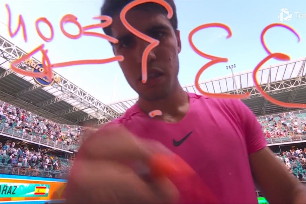 carlos alcaraz guiño victoria 33 fernando alonso