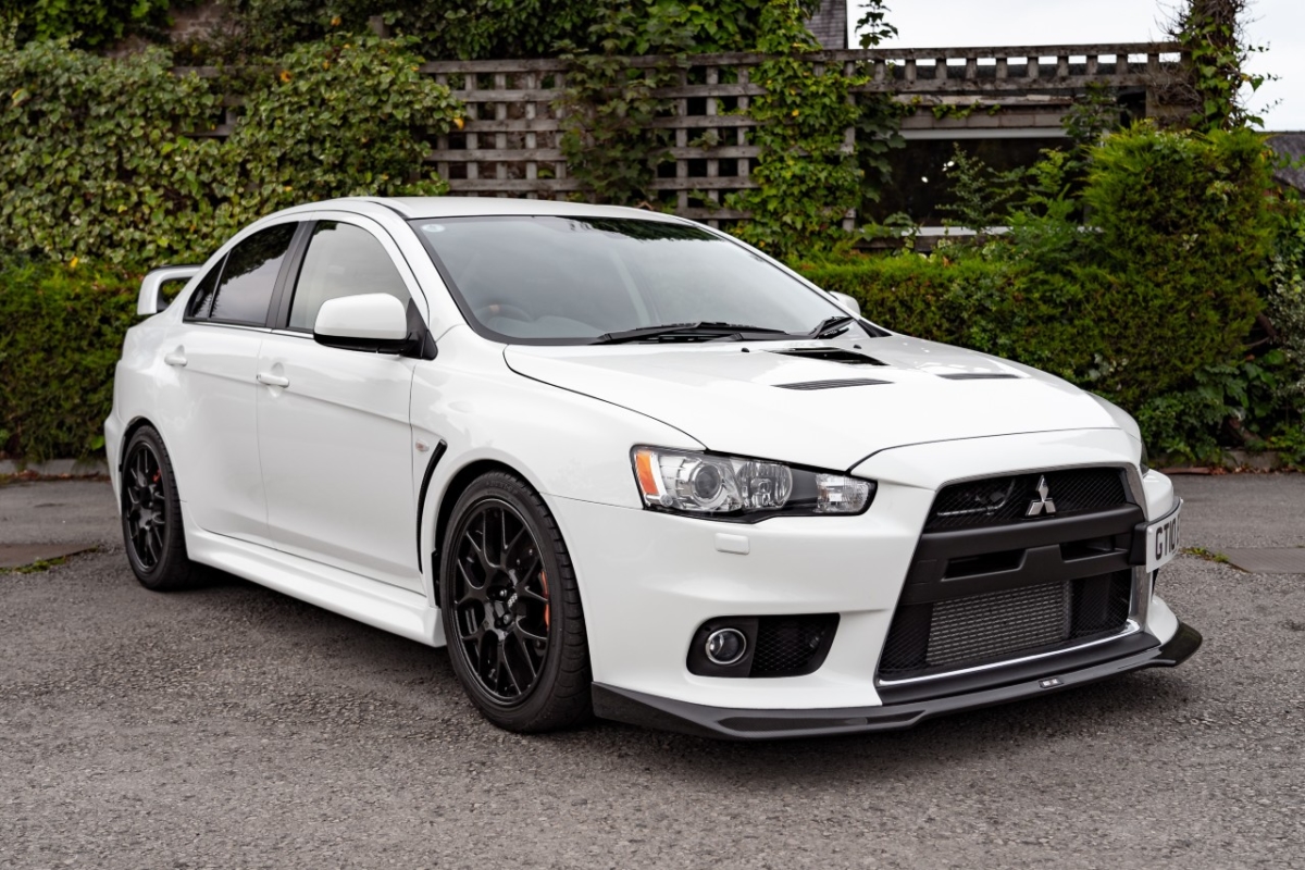 A subasta un Mitsubishi Lancer Evolution X FQ440 MR con 3.000
