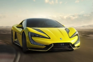 YangWang U9, el nuevo coche eléctrico de BYD que es capaz de saltar y circular con tres ruedas YangWang U9