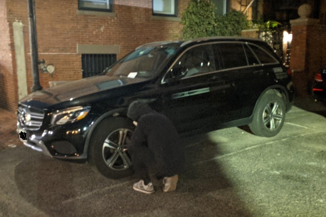 Desinflan ruedas SUV