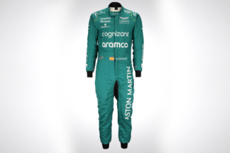 A subasta el mono con el que Fernando Alonso consiguió su podio 100 en Fórmula 1 subasta mono fernando alonso