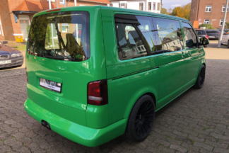 Esta furgoneta Volkswagen T5 tiene el motor de un Porsche 911 Turbo volkswagen t5 motor porsche 911 turbo
