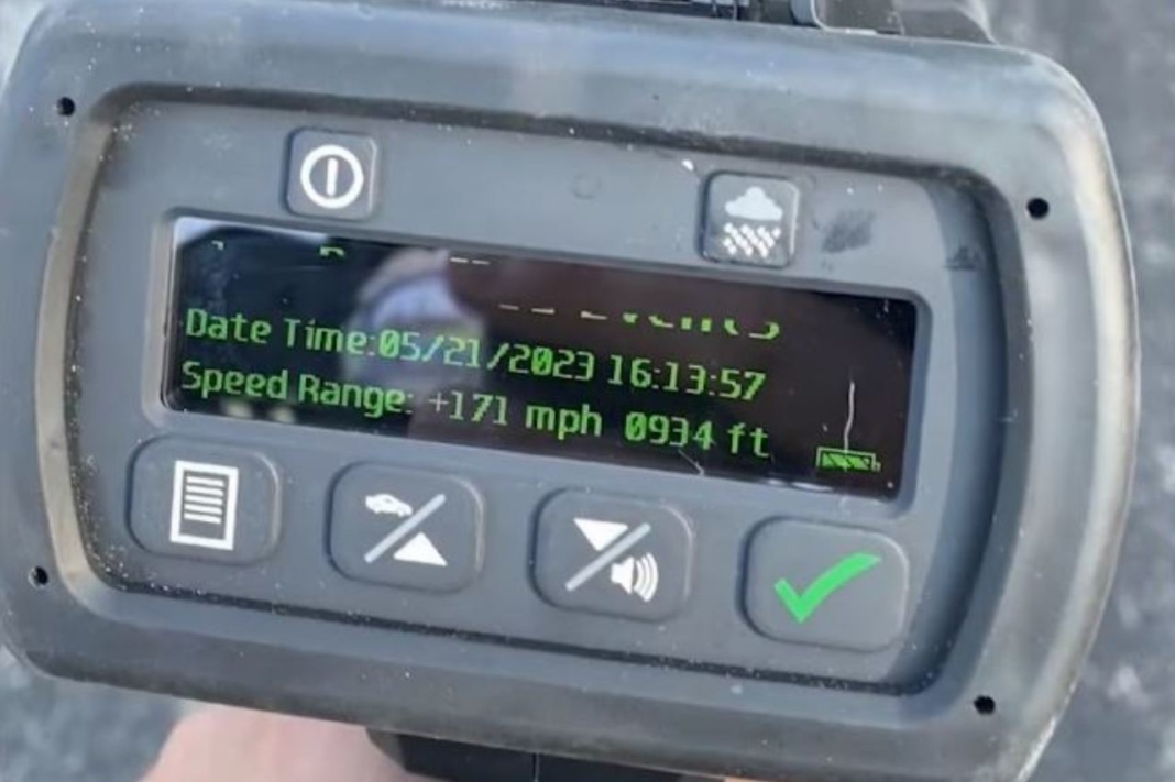 cazado motorista 275 kmh