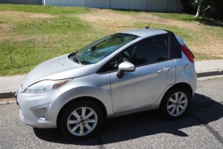 A la venta un insólito Ford Fiesta 'recortado’ Ford Fiesta recortado