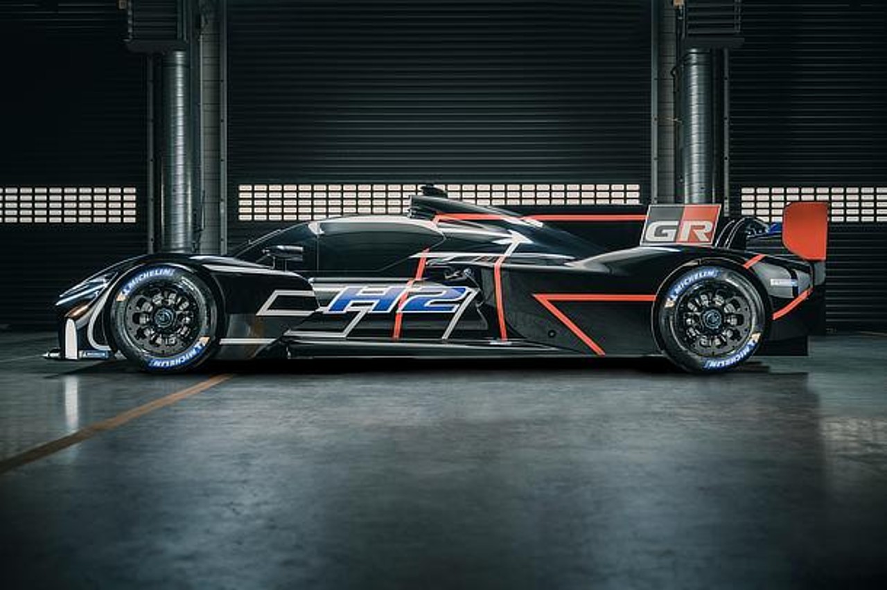 Toyota-GR-H2-Racing-Concept-3.jpg