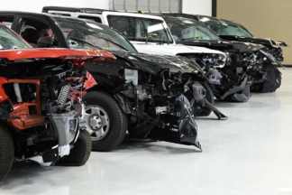 Las camionetas son peligrosas para los pasajeros traseros, según el IIHS camionetas peligrosas pasajeros traseros