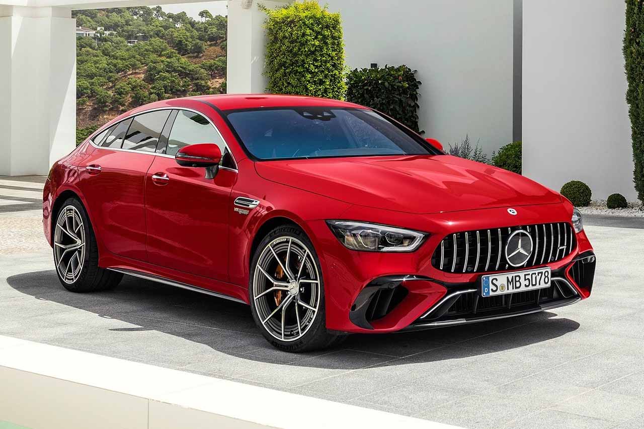 coches nuevos con motor de 8 cilindros 