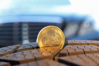 El truco de la moneda para saber si tienes que cambiar los neumáticos truco moneda neumaticos