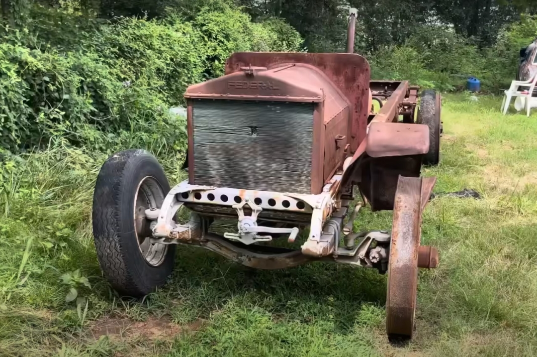 camión 1916 abandonado granero