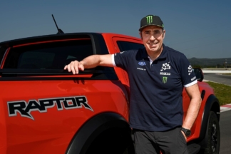 Nani Roma y Ford Performance participarán en el Dakar 2024 con el Ford Range T1+ nani roma ford performance dakar 2024