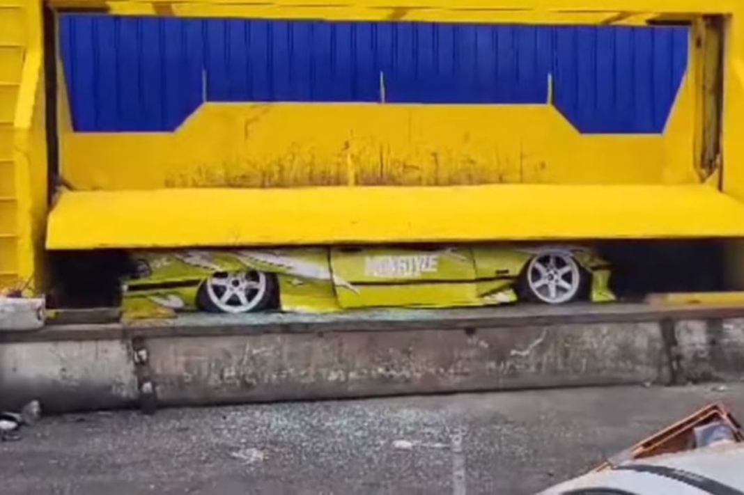 policia francesa aplasta bmw pilotos callejeros