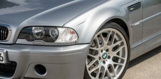 Encuentran en un parking un BMW M3 CSL abandonado desde 2004 con solo 59 kilómetros BMW-M3-CSL-abandonado-2